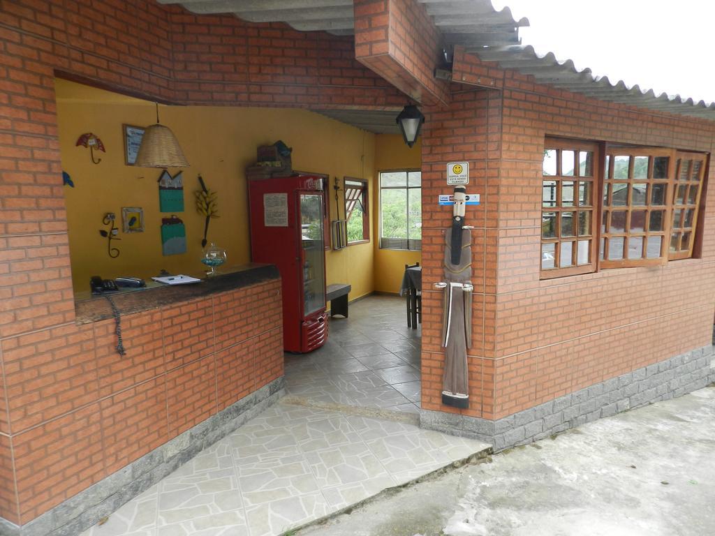 Pousada Hospedaria Santa Clara Santa Rita de Jacutinga Esterno foto